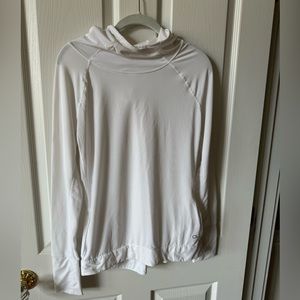 Gap fit athletic long sleeve top